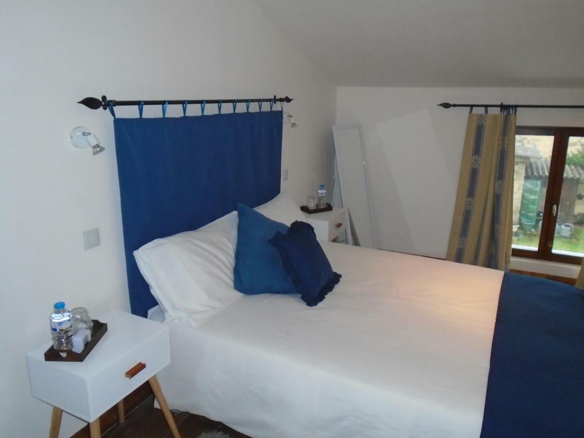 Bed and Breakfast 43 Rue des Quarts à Ménesplet Extérieur photo